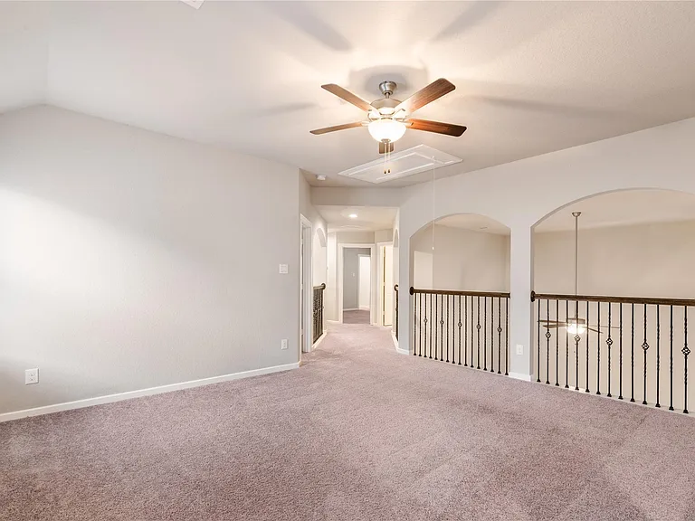 4702 Primrose Valley Ln — Photo 19