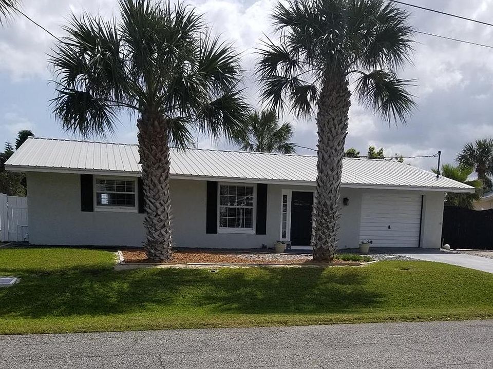 1st image of 340 Palm Cir