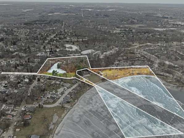 Northdale Dr, Hamburg, MI 48139