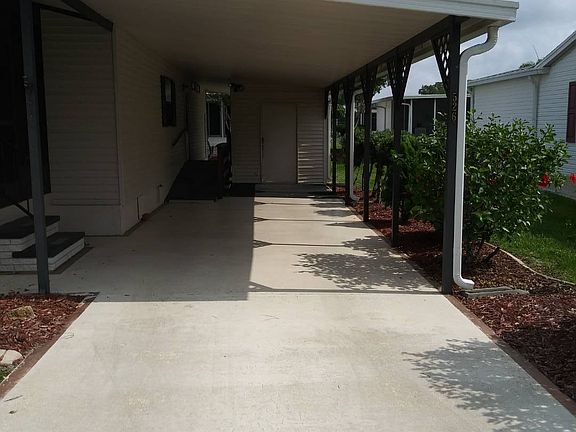 3rd image of 526 Timberhaven Ct #49-B