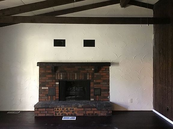 5th image of 1450 Willowbrook Dr