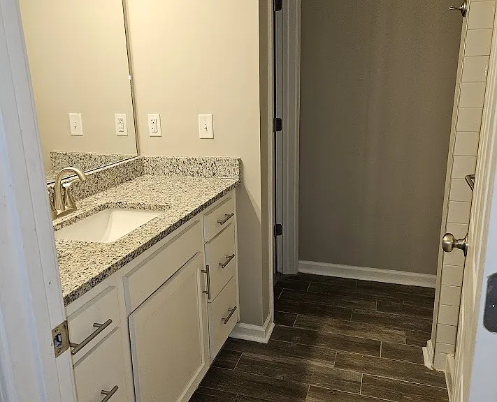 135 Aidan Ct — Photo 46