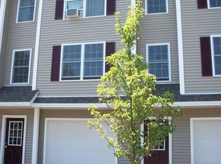 7 Split Rock Dr, Rochester, NH 03839