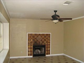 1st image of 900 Riverlawn Dr