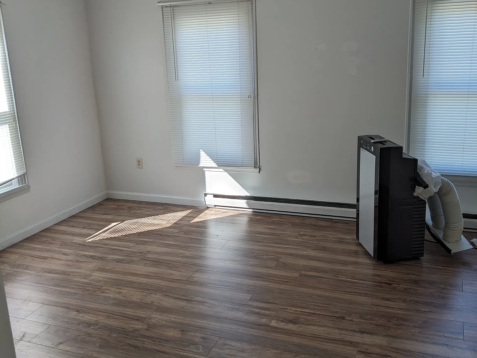 2 bed, 1.5 bath, 1200 sqft, $1,500 — Photo 4