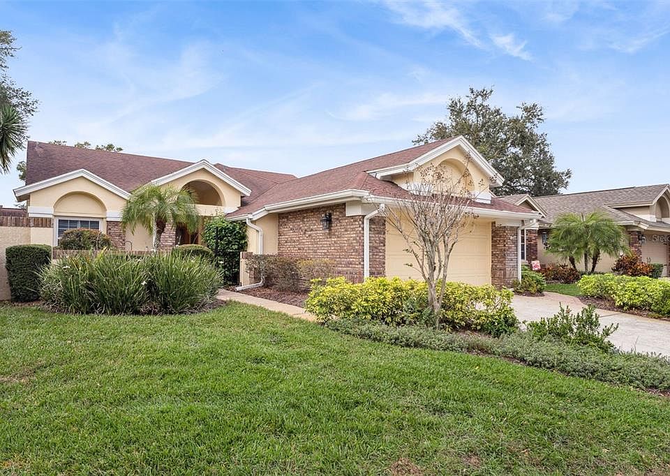 1st image of 709 Barrington Cir