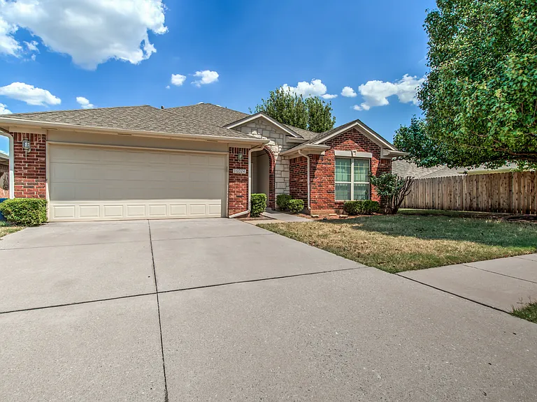 16024 Okalee Ln — Photo 12