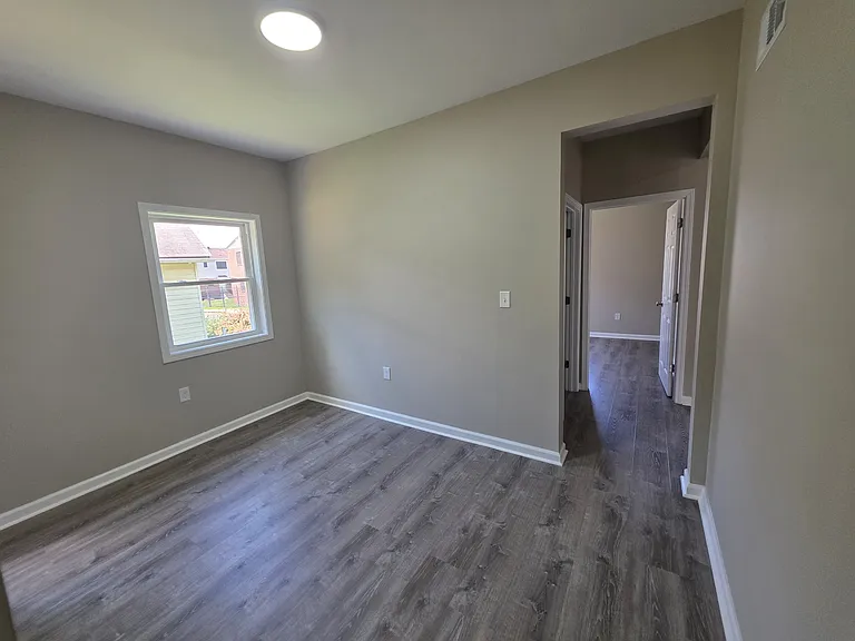 75 Hedge St — Photo 11