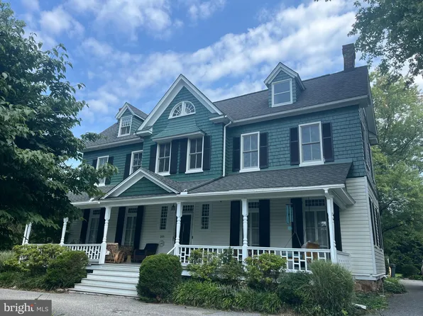 205 Aigburth Rd, Towson, MD 21286