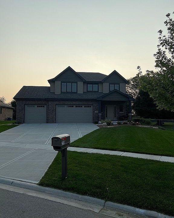 1st image of 2118 Daniel Lewis Dr