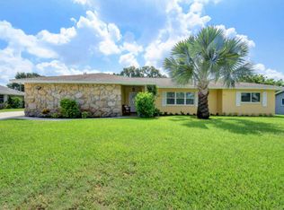 3212 Pebble Beach Dr, Lake Worth, FL 33467