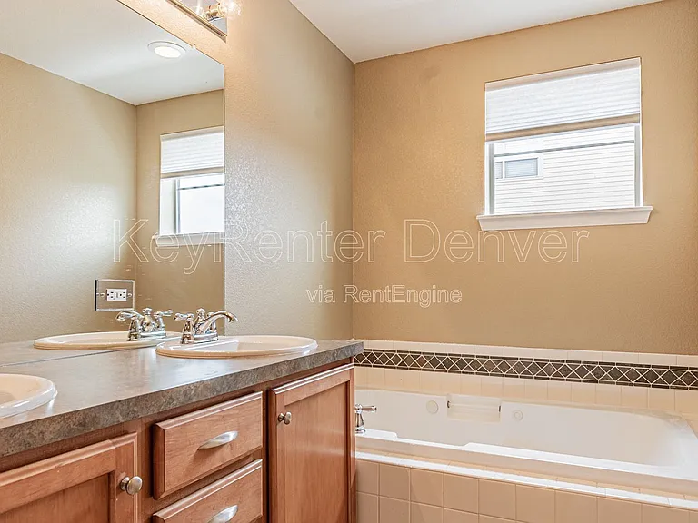 492 S Saulsbury St — Photo 59