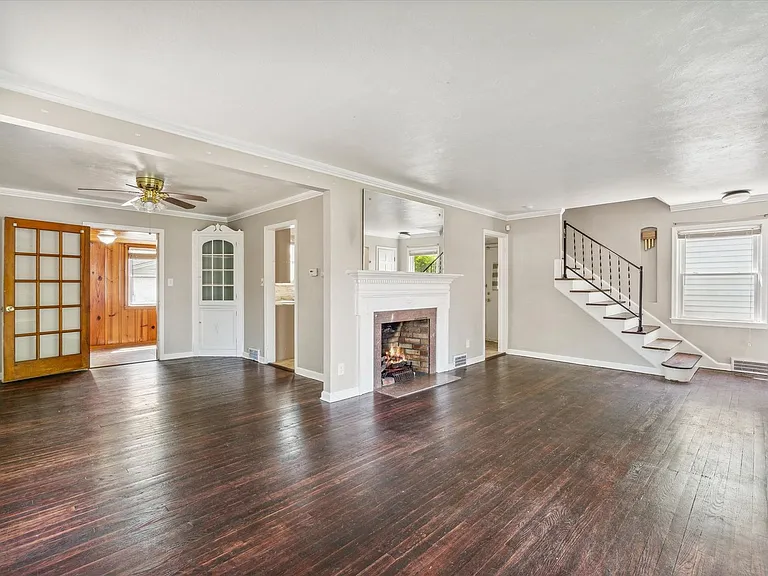 4016 Bayard Rd — Photo 3