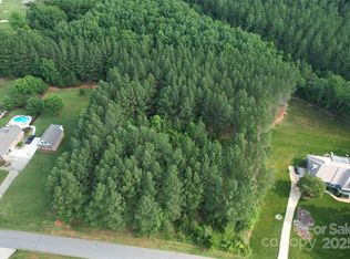 2 Arbor Hills Dr, Lincolnton, NC 28092