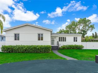 8300 SW 30th St, Miami, FL 33155