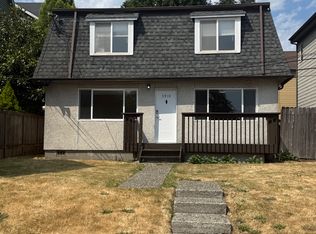 3910 NE 51st St #A, Seattle, WA 98105