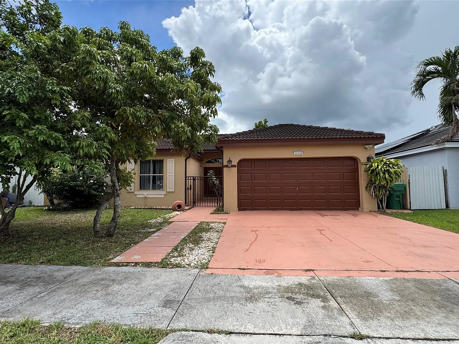 3 bed, 2.0 bath, 2004 sqft, $3,185 — Photo 1