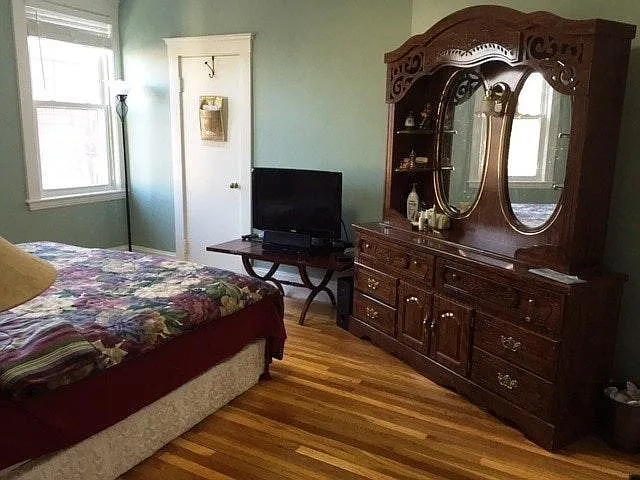 2 bed, 727 sqft, $2,700 — Photo 4