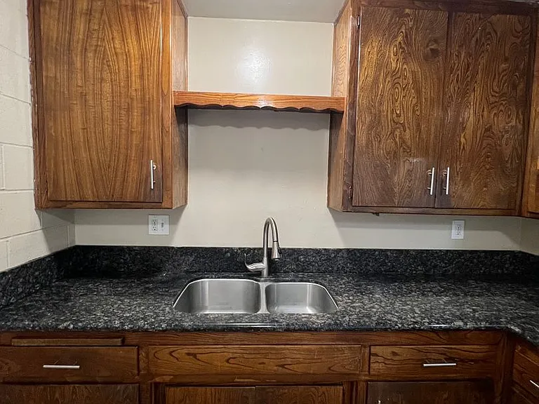 Soranno Avenue Apartments — Photo 9