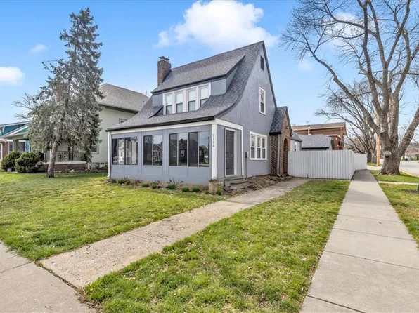 2124 Gentry St, Kansas City, MO 64116