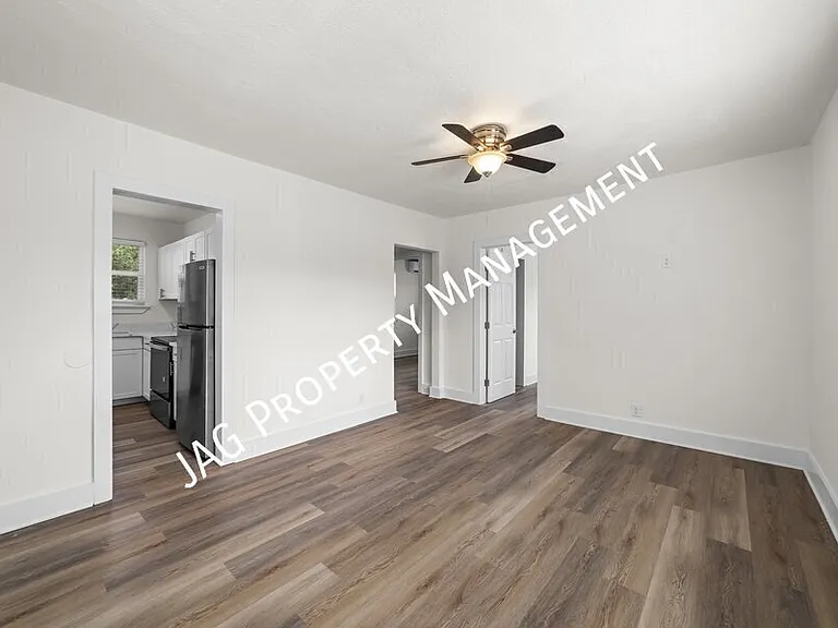 1074 Day Ave — Photo 7