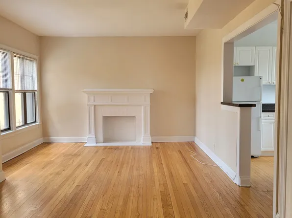 931 Forest Ave APT 2E, Evanston, IL 60202