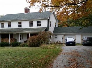 72 Powers Rd, Topsham, VT 05076