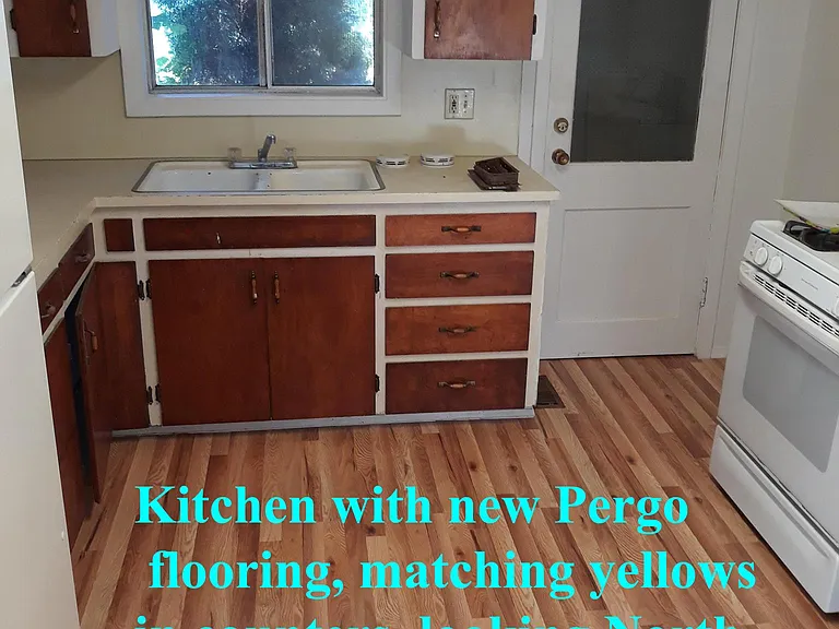 2445 SW Pickford St — Photo 10