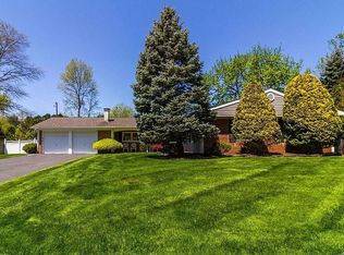 23 Kenwood Ln, Matawan, NJ 07747