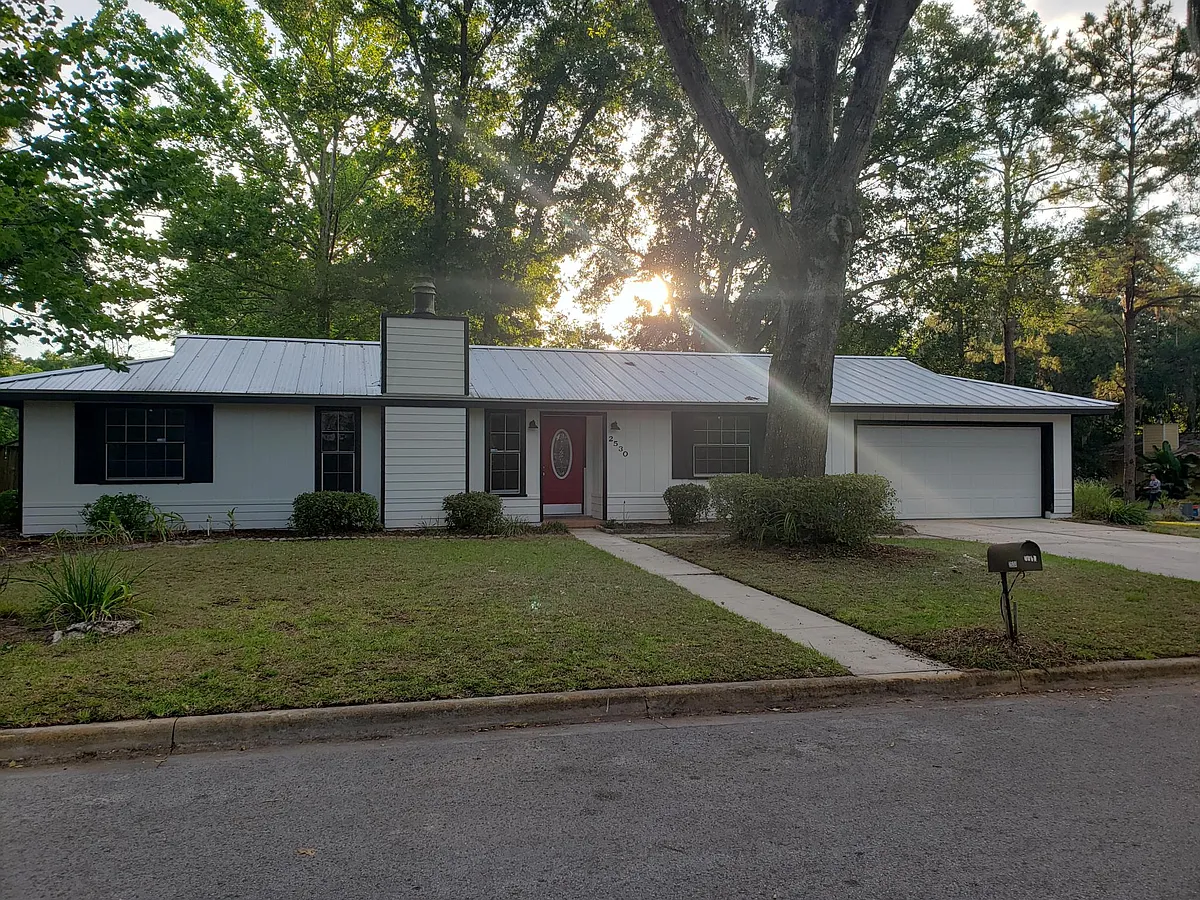 Primary Photo - 2530 NW 53rd Ter