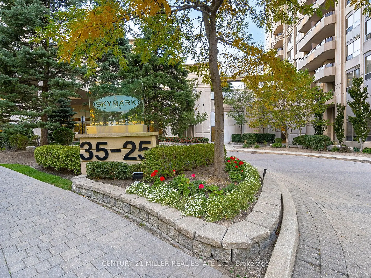 2 bed, $2,950 — Photo 2