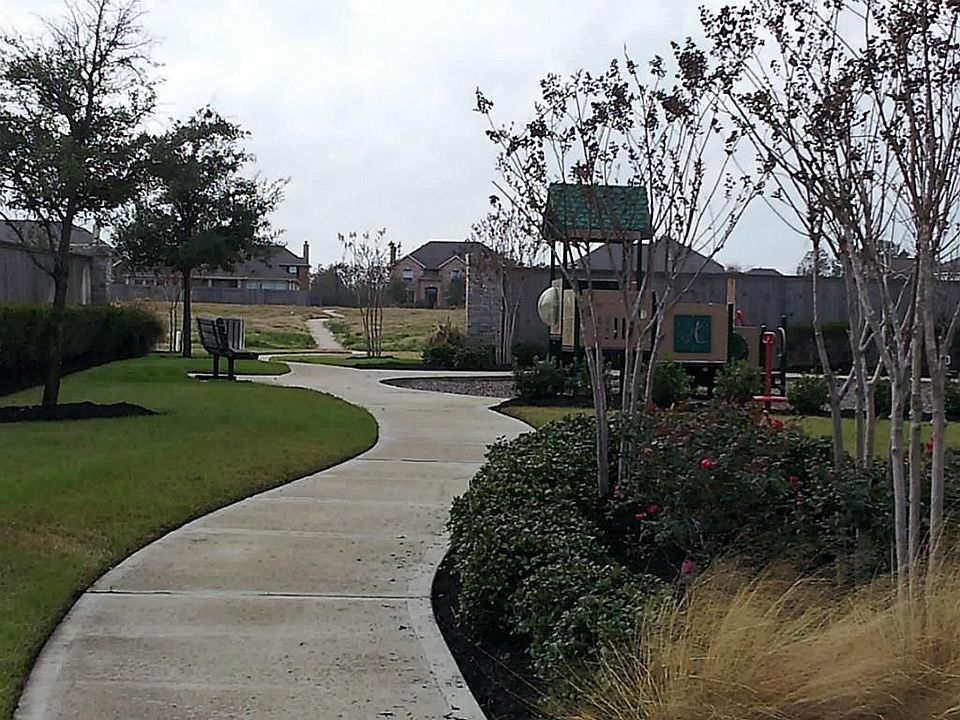 1st image of 15211 Sycamore Leaf Ln