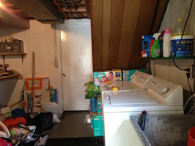 207 Marion Ave #1 — Photo 12