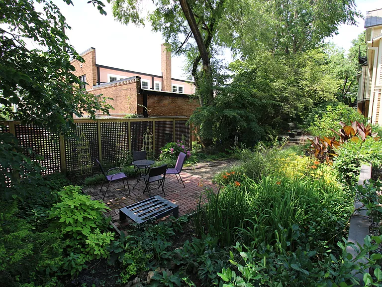 147 E Chestnut St #3 — Photo 17
