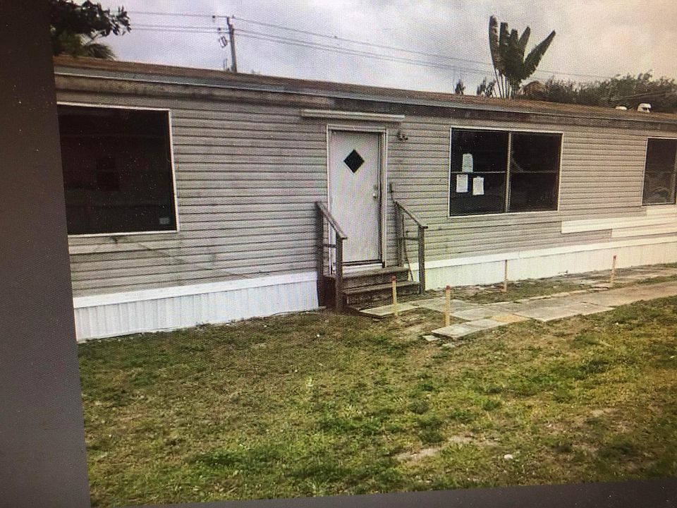 2nd image of 10673 N Branch Rd