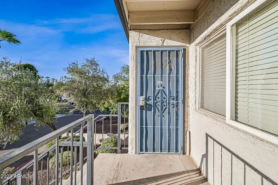 1 bed, 1.0 bath, 600 sqft, $725 — Photo 2
