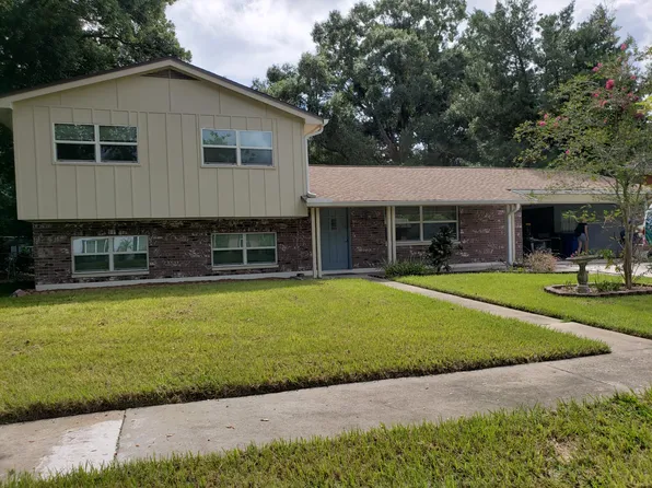 13505 Shady Shores Dr, Tampa, FL 33613