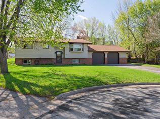 212 Viking Ct, Holmen, WI 54636