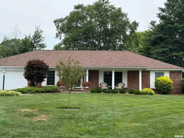1808 Paula Ln, Marion, IL 62959