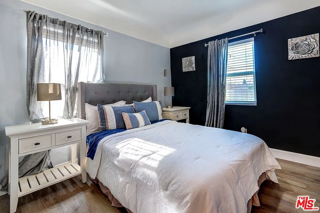 3 bed, 2.0 bath, 1306 sqft, $5,000 — Photo 4