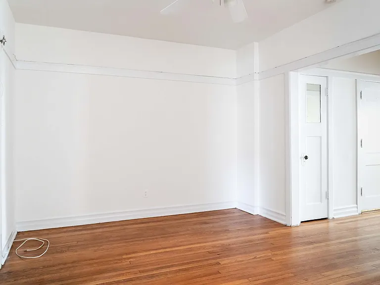 3601-3605 N Janssen Ave #1420-1424 — Photo 8