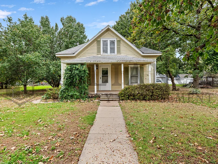 109 N Emporia St — Photo 1
