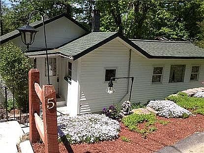 1st image of 5 Oakwood Ave
