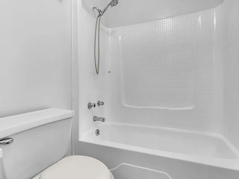 5533 Aspen Ave #4 — Photo 7