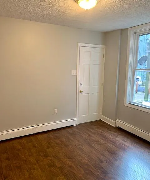 114 E James St #1 — Photo 6