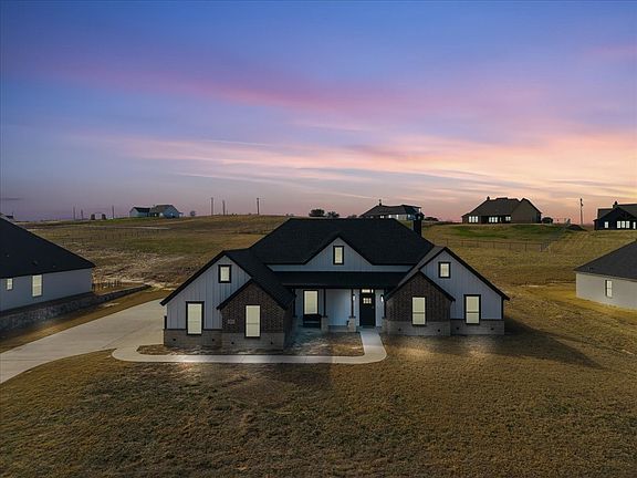 4th image of 3021 Westfork Way