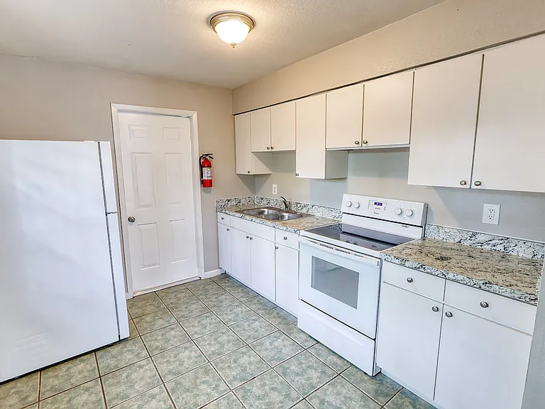 2914 E 26th Ave #B — Photo 9