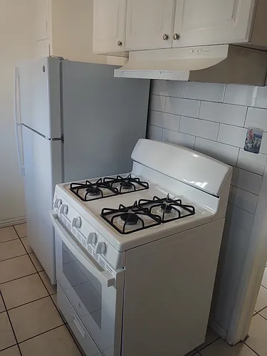 313 Sinclair Ave #B Photo 1