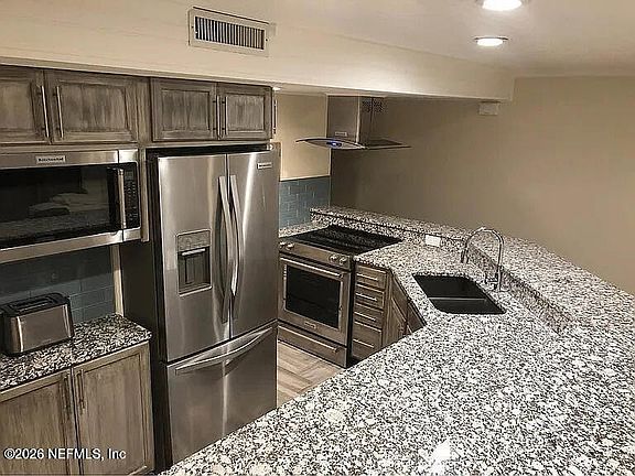 4th image of 1701 1ST Street #2B