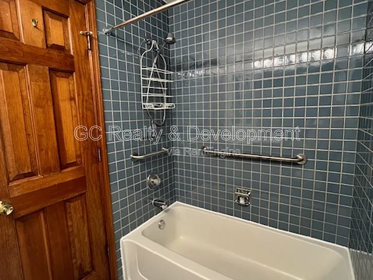 0N155 Windermere Rd #1001 — Photo 17